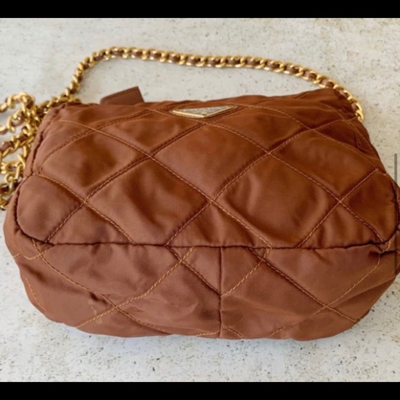 Prada vintage bag with Chain - Picture 7 of 10